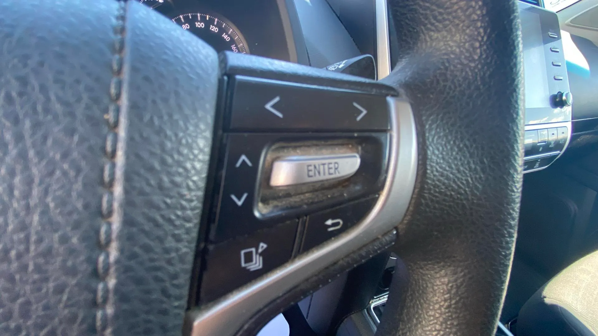 Toyota Land Cruiser 2.8 D-4D GX - foto 21