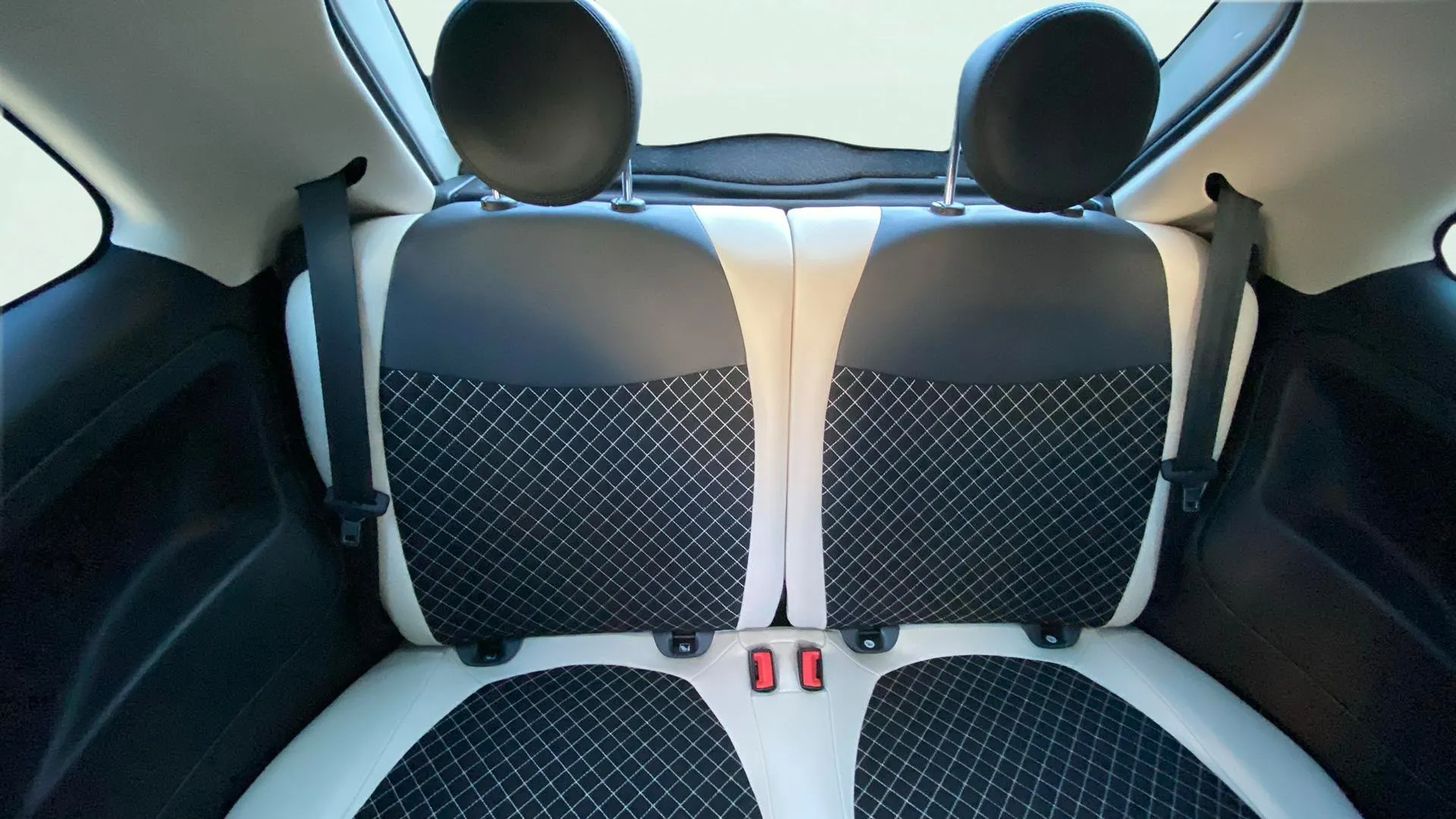 Fiat 500 Dolcevita 1.0 Hybrid - foto 23