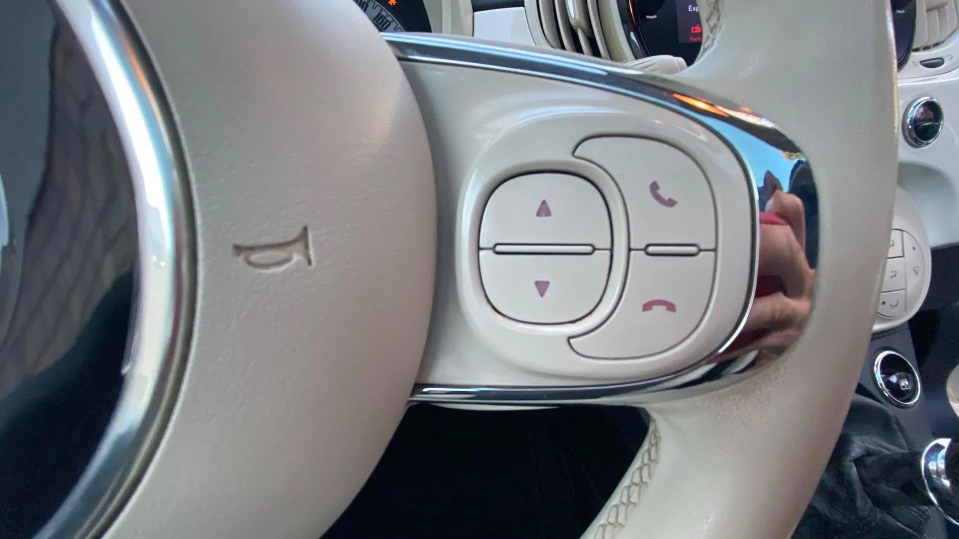 Fiat 500 Dolcevita 1.0 Hybrid - foto 12