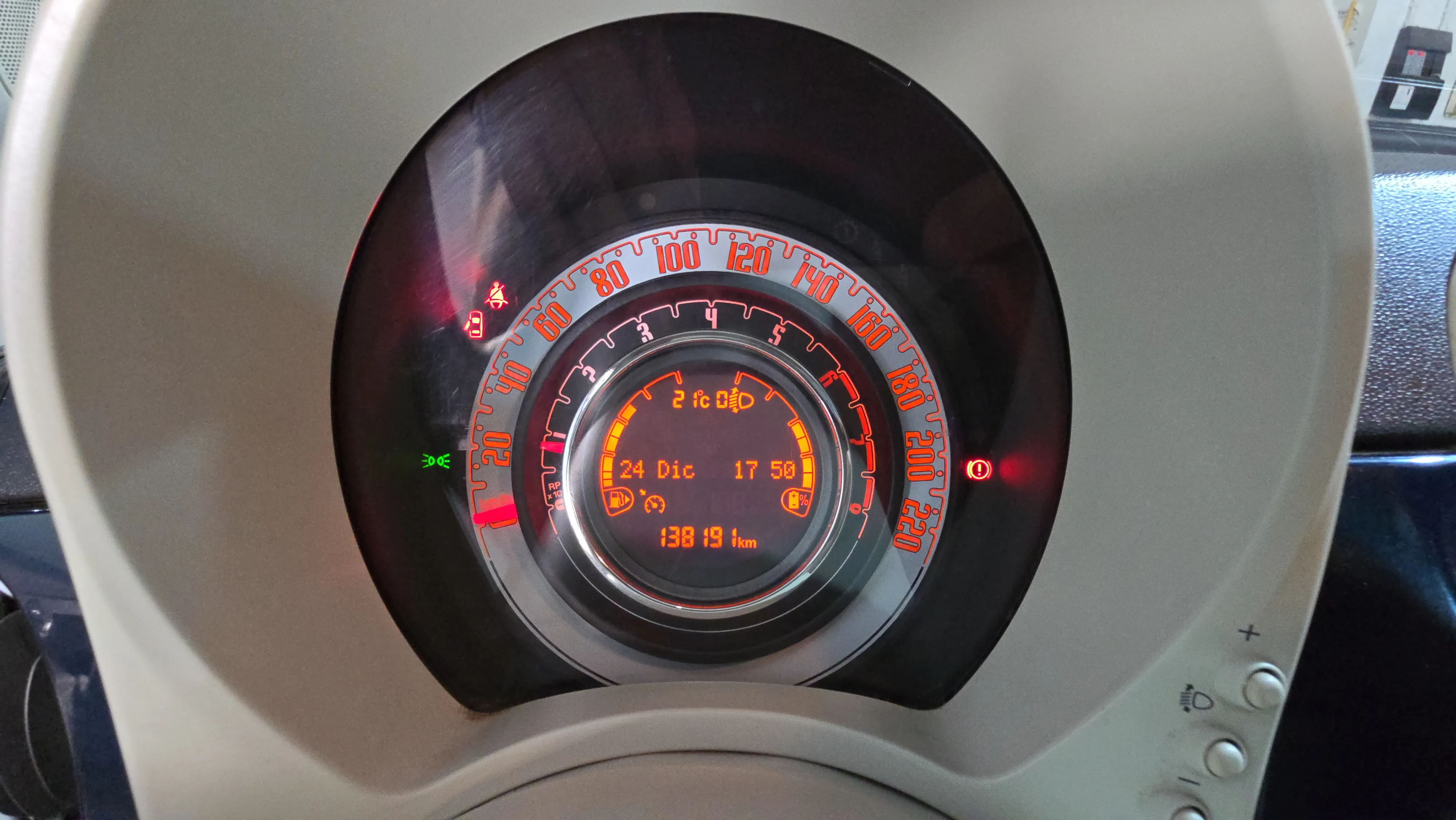 Fiat 500 Dolcevita 1.0 Hybrid - foto 14