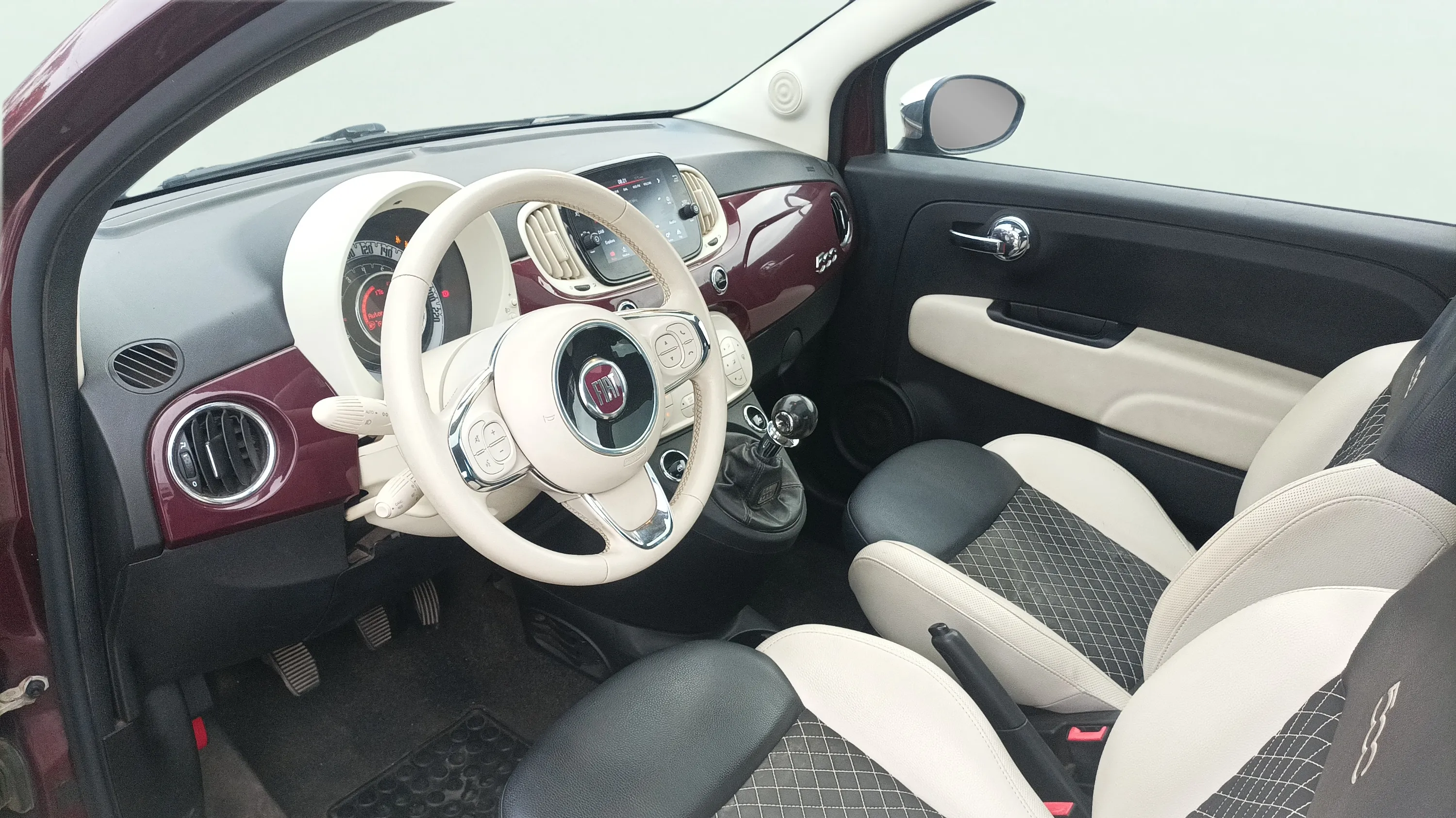 Fiat 500 Dolcevita 1.0 Hybrid - foto 12