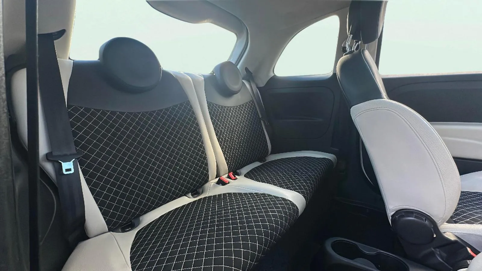 Fiat 500 Dolcevita 1.0 Hybrid - foto 14