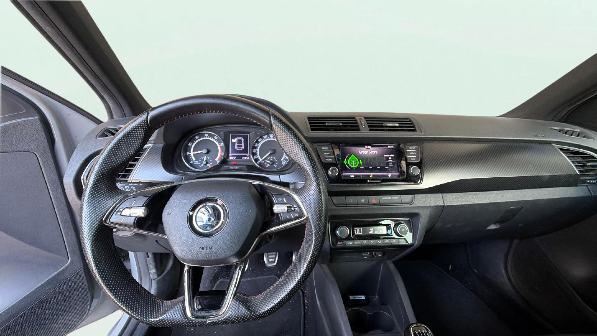 Škoda Fabia 1.0 TSI Monte Carlo - foto 20
