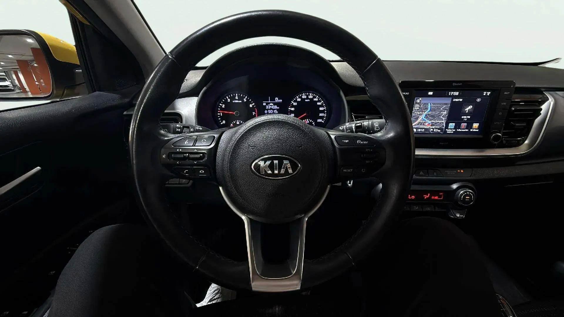Kia Stonic 1.0 T-GDi Business Eco-Dyn - foto 8