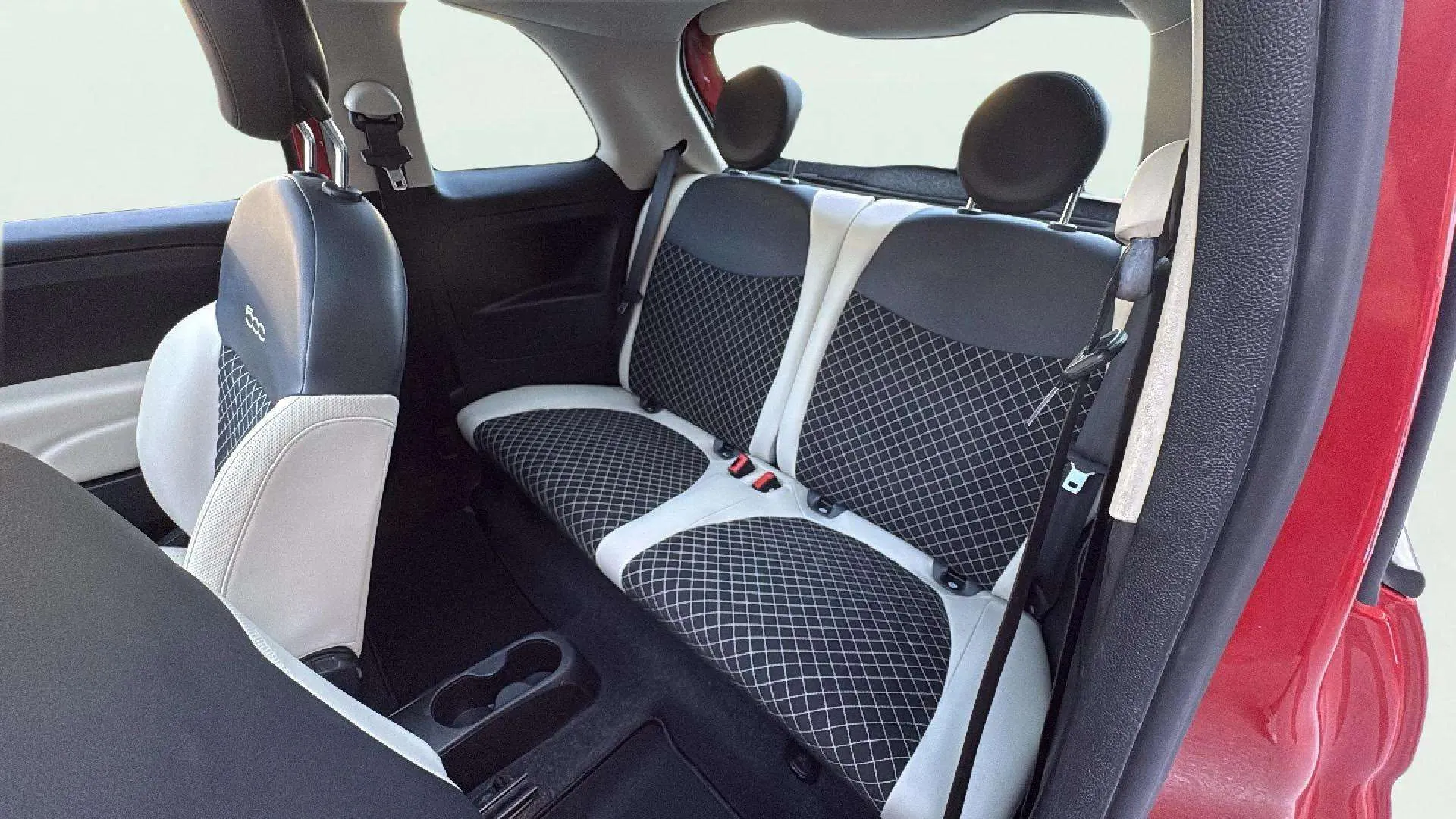Fiat 500 Dolcevita 1.0 Hybrid - foto 12