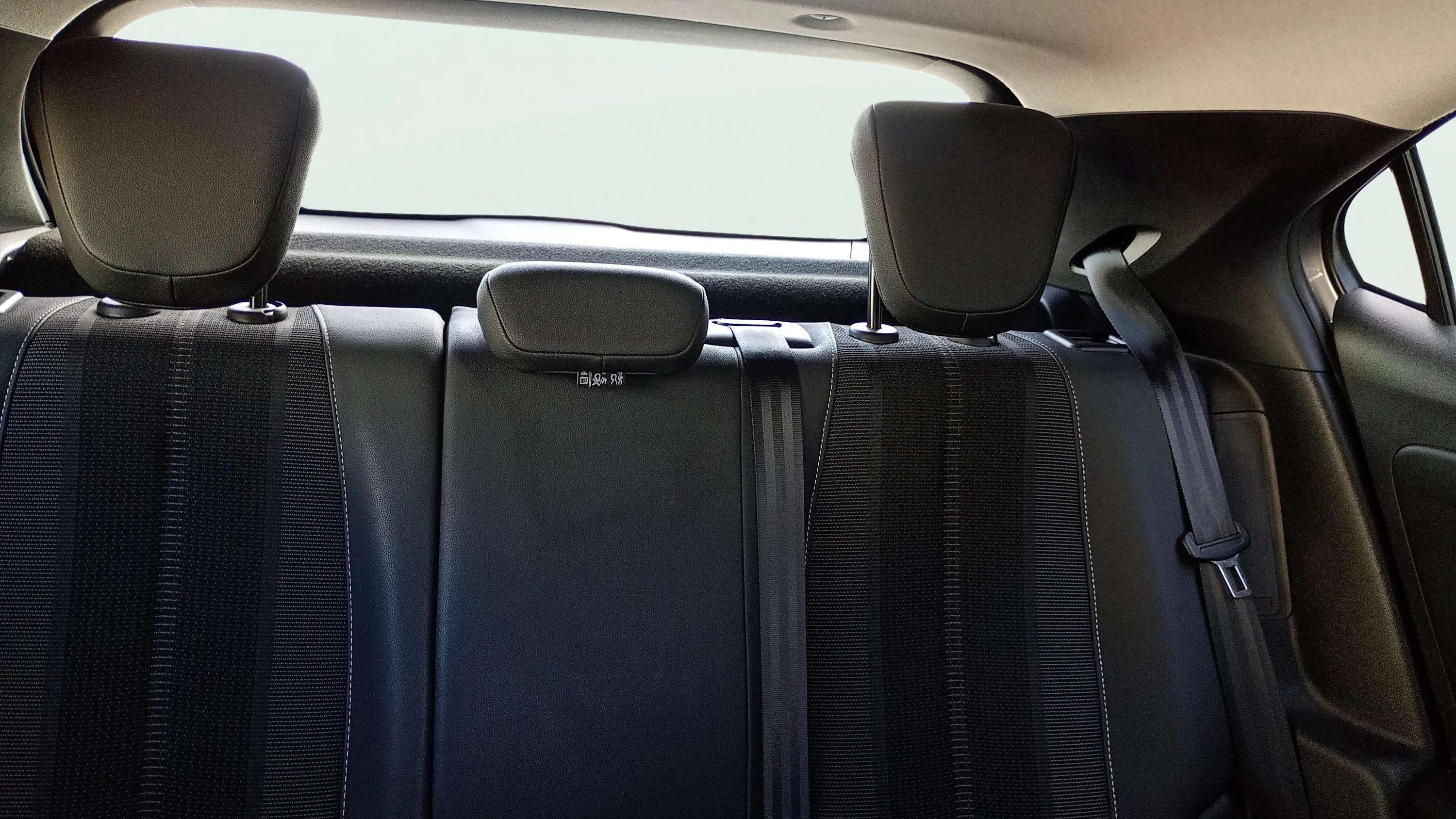 Opel Mokka BEV 50kWh Business Elegance - foto 12