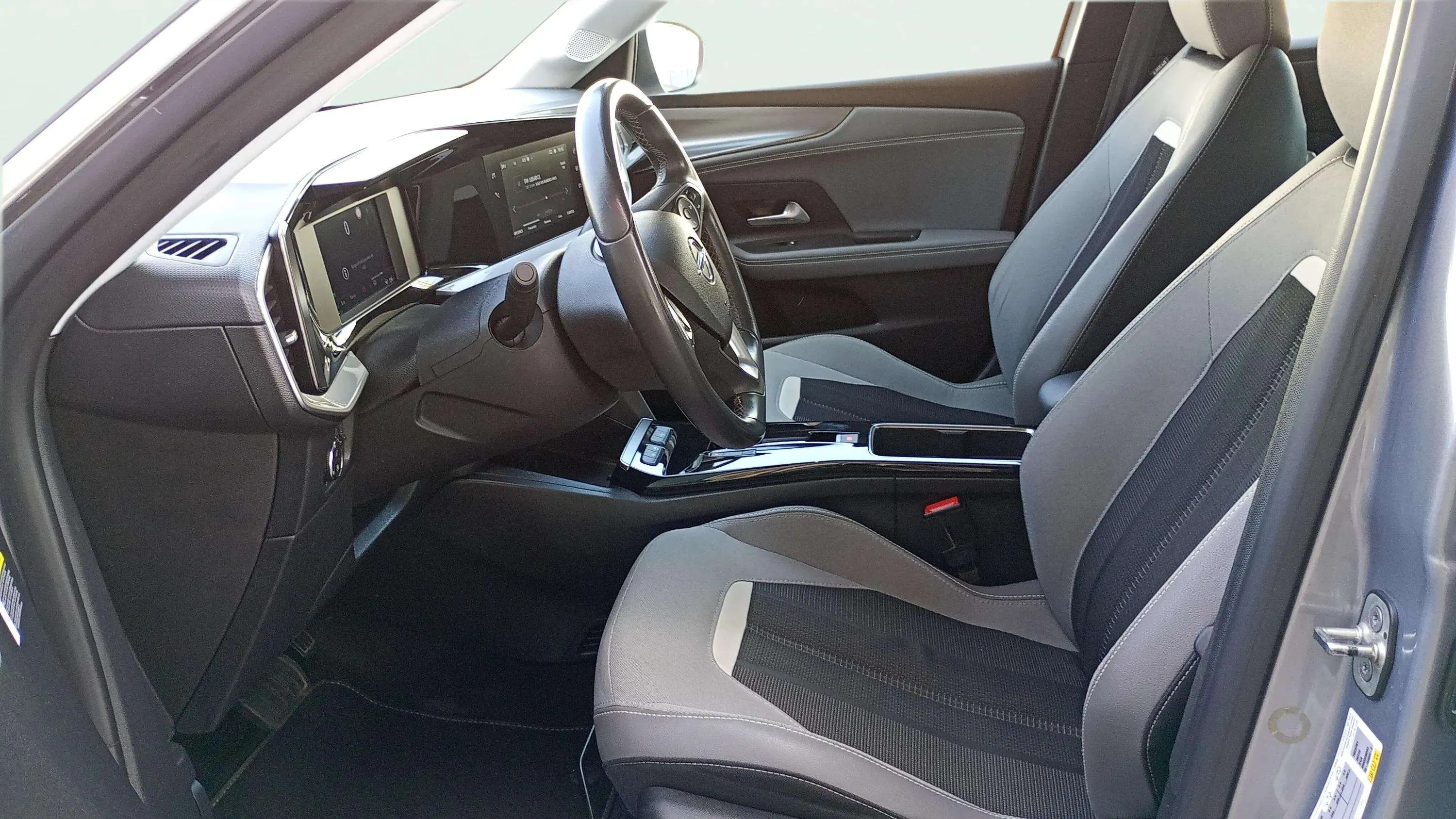 Opel Mokka BEV 50kWh Business Elegance - foto 10