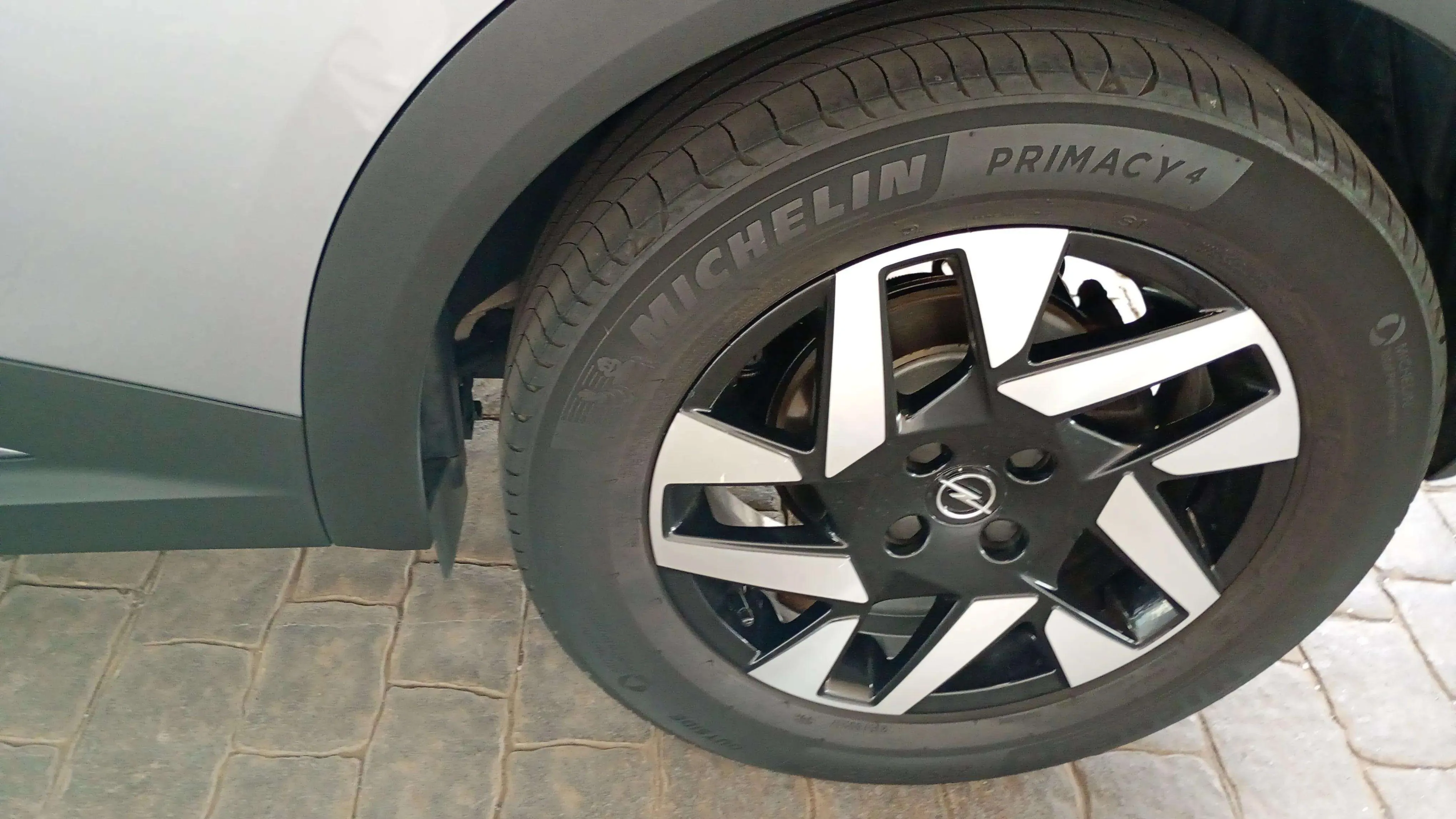 Opel Mokka BEV 50kWh Business Elegance - foto 16