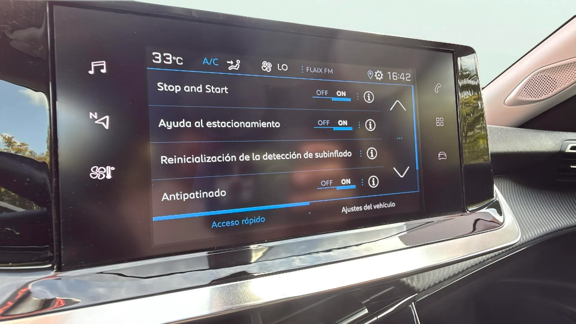 Peugeot 2008 Active Pack PureTech 100 - foto 22