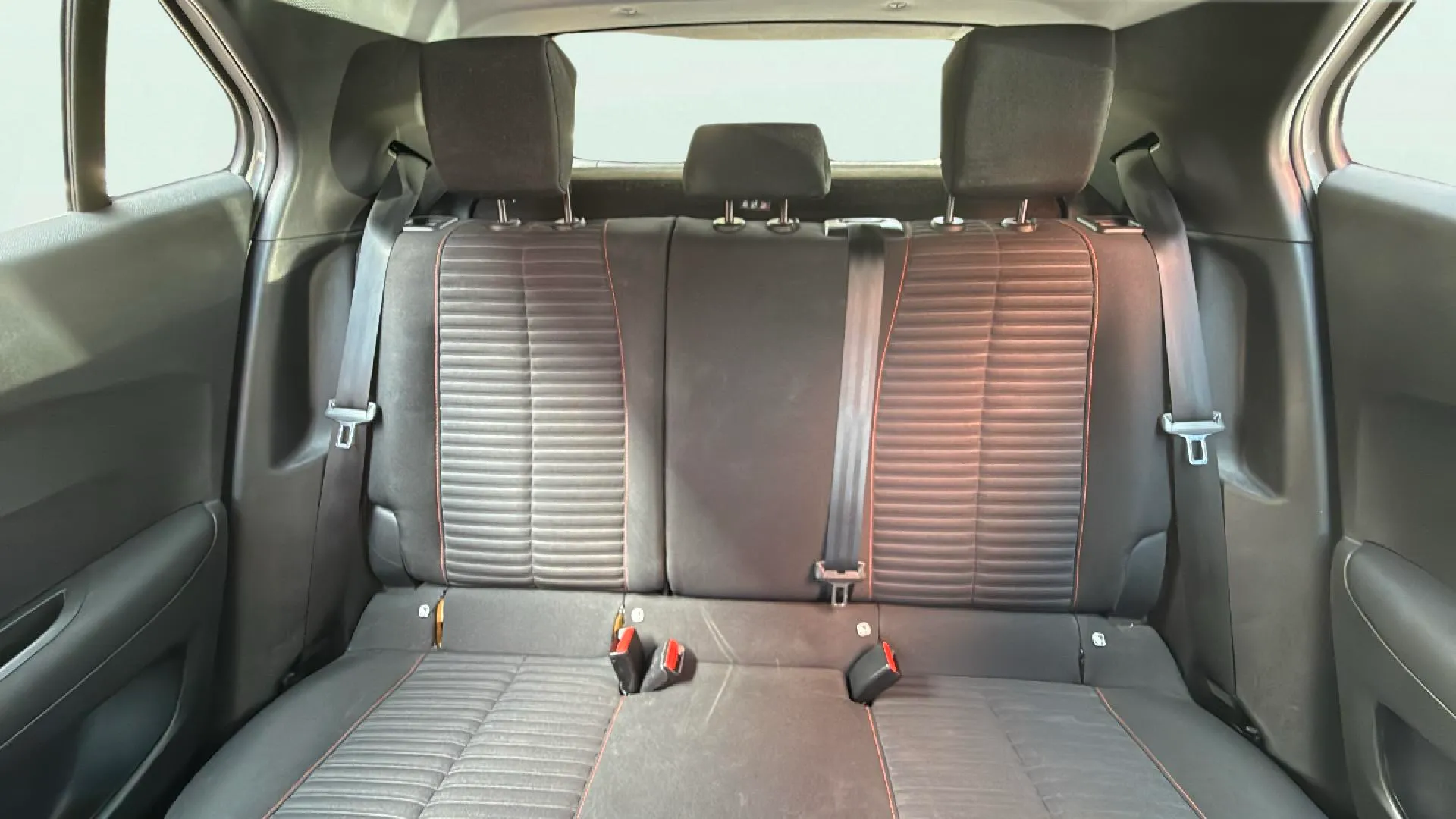 Peugeot 2008 Active Pack PureTech 100 - foto 18