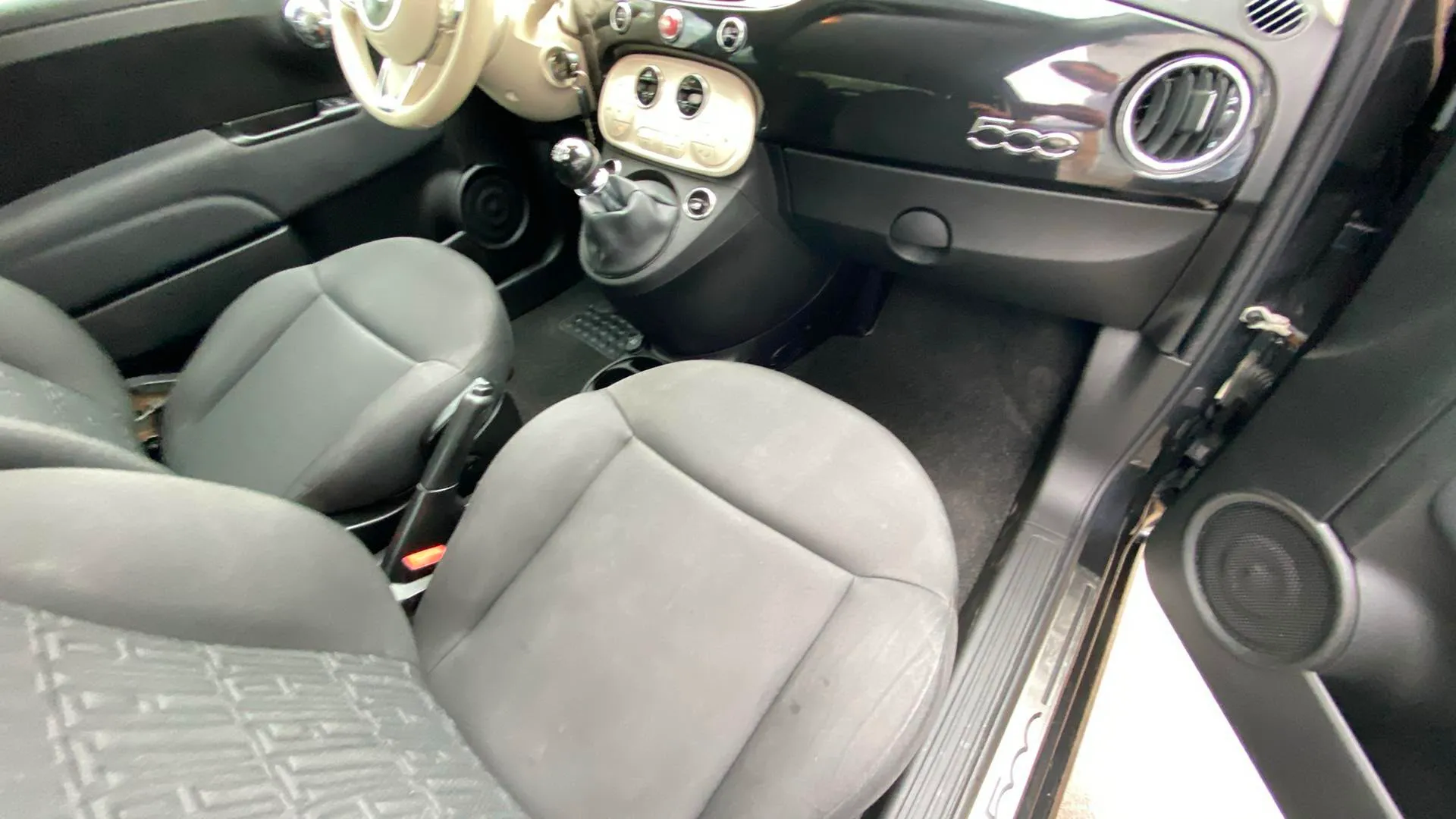 Fiat 500 Club 1.0 Hybrid - foto 23