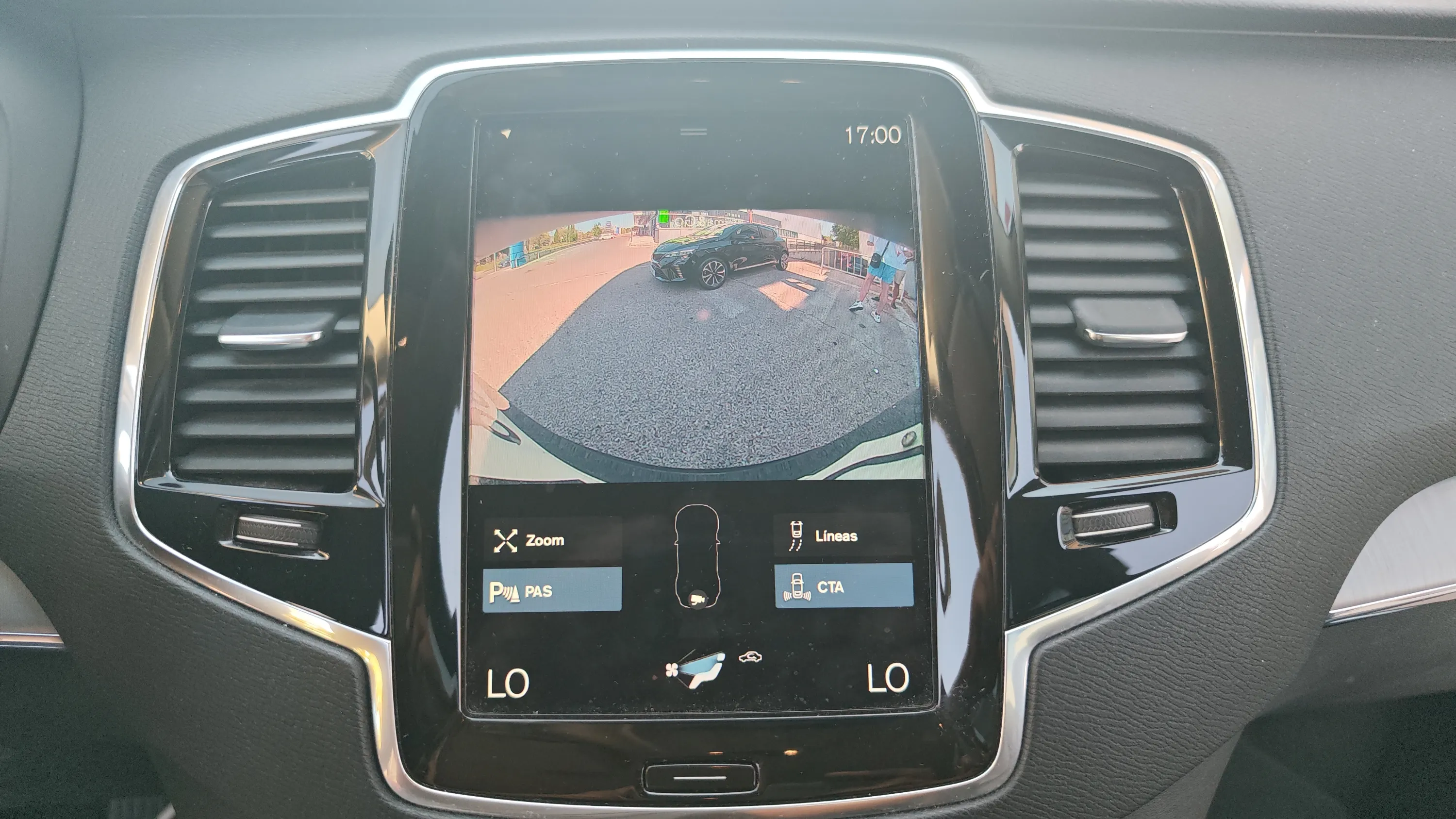 Volvo XC90 2.0 B5 D AWD Momentum 5 Asientos - foto 18