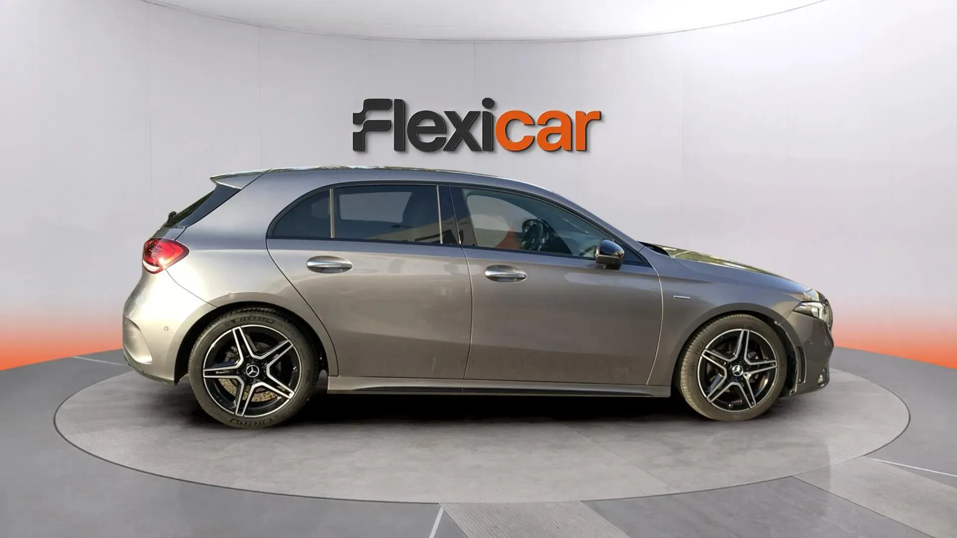 Mercedes-Benz Clase A A 180 d - foto 8