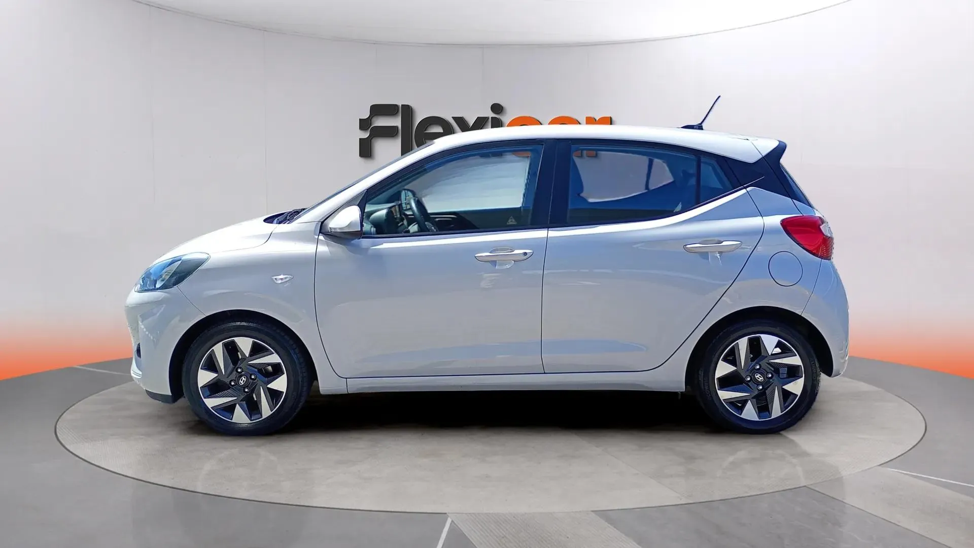 Hyundai i10 1.2 Tecno 2C - foto 4