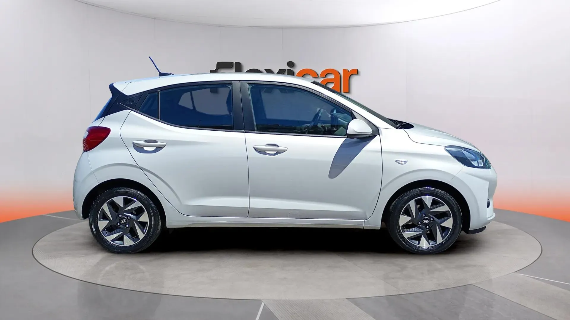 Hyundai i10 1.2 Tecno 2C - foto 3