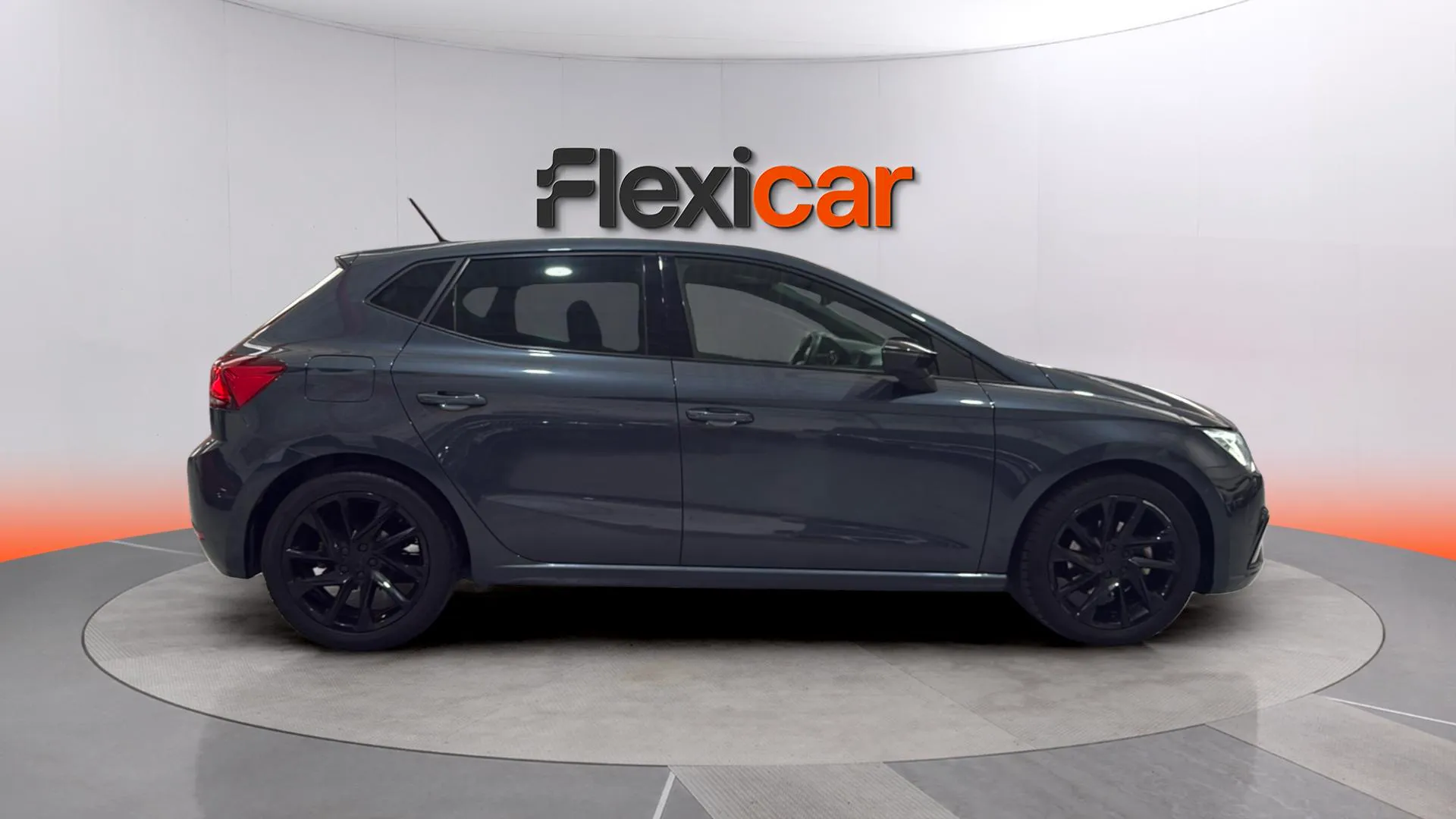 SEAT Ibiza 1.0 TSI FR - foto 8