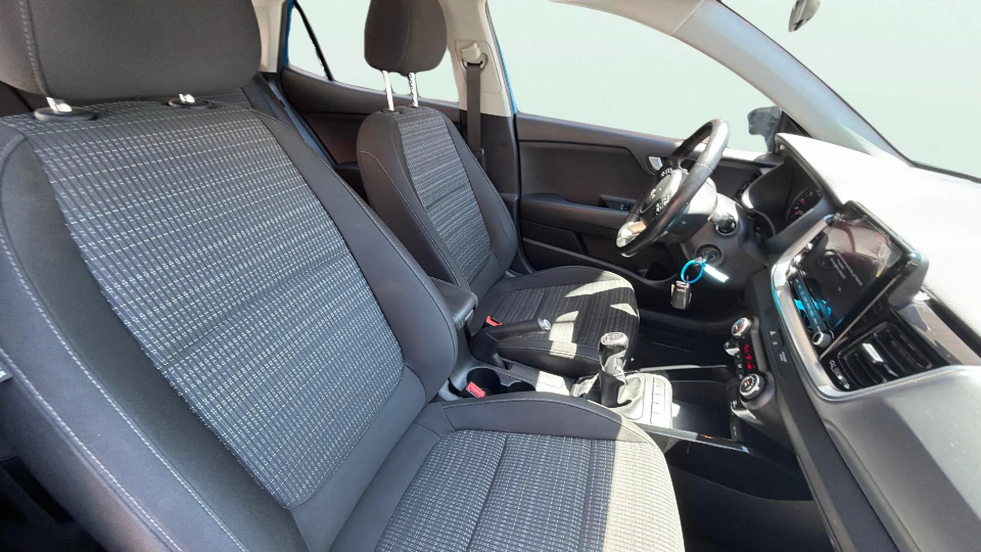 Kia Stonic 1.0 T-GDi MHEV iMT Concept - foto 15