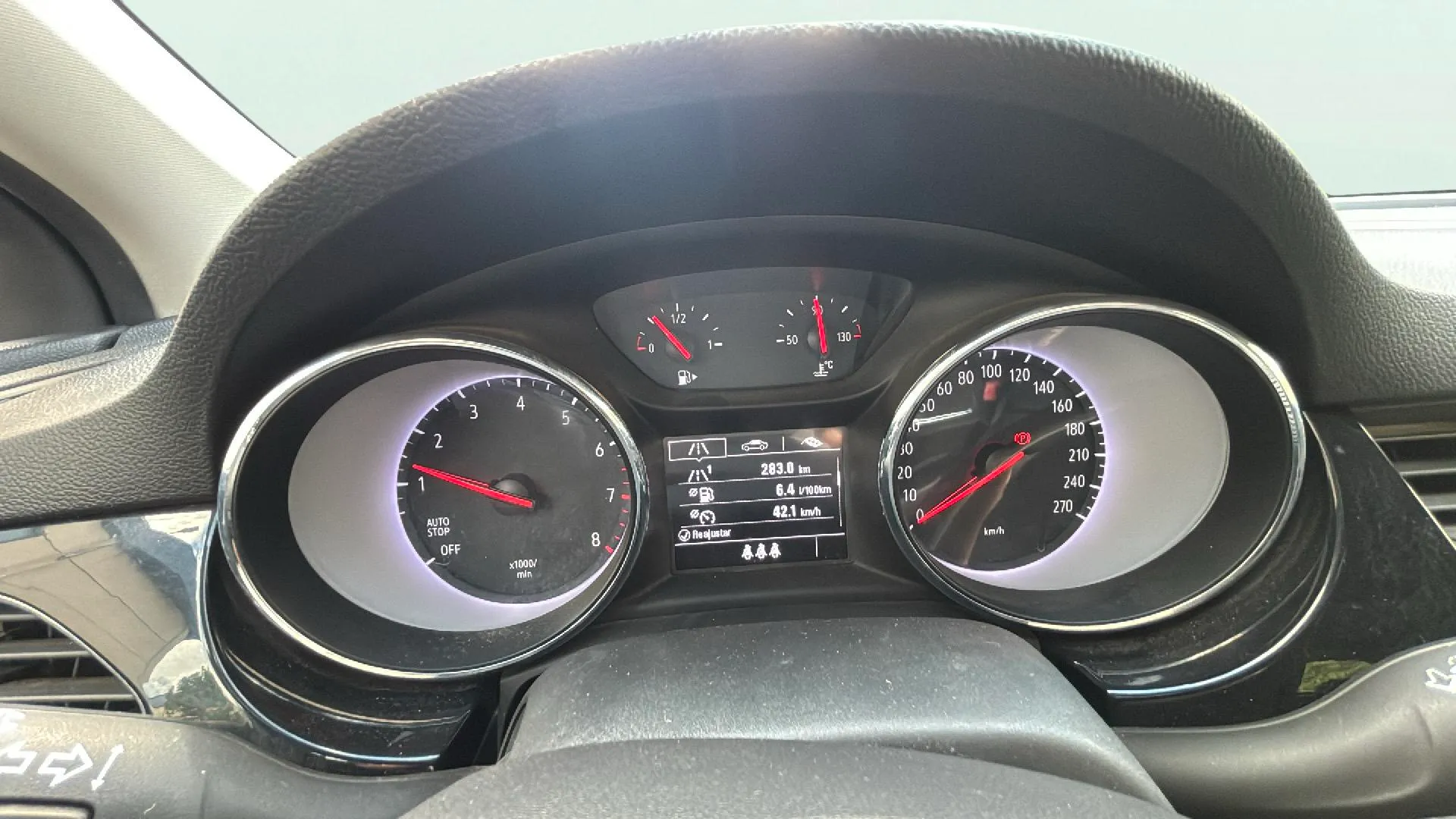 Opel Astra 1.2T SHT Design Tech - foto 12