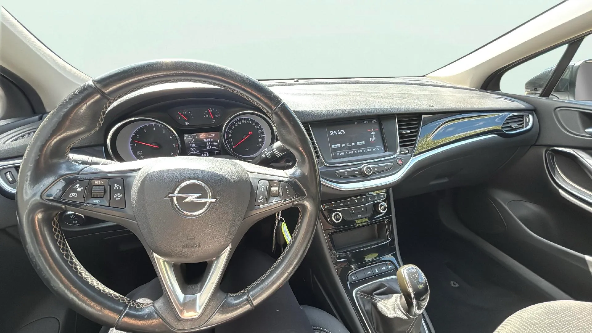 Opel Astra 1.2T SHT Design Tech - foto 11
