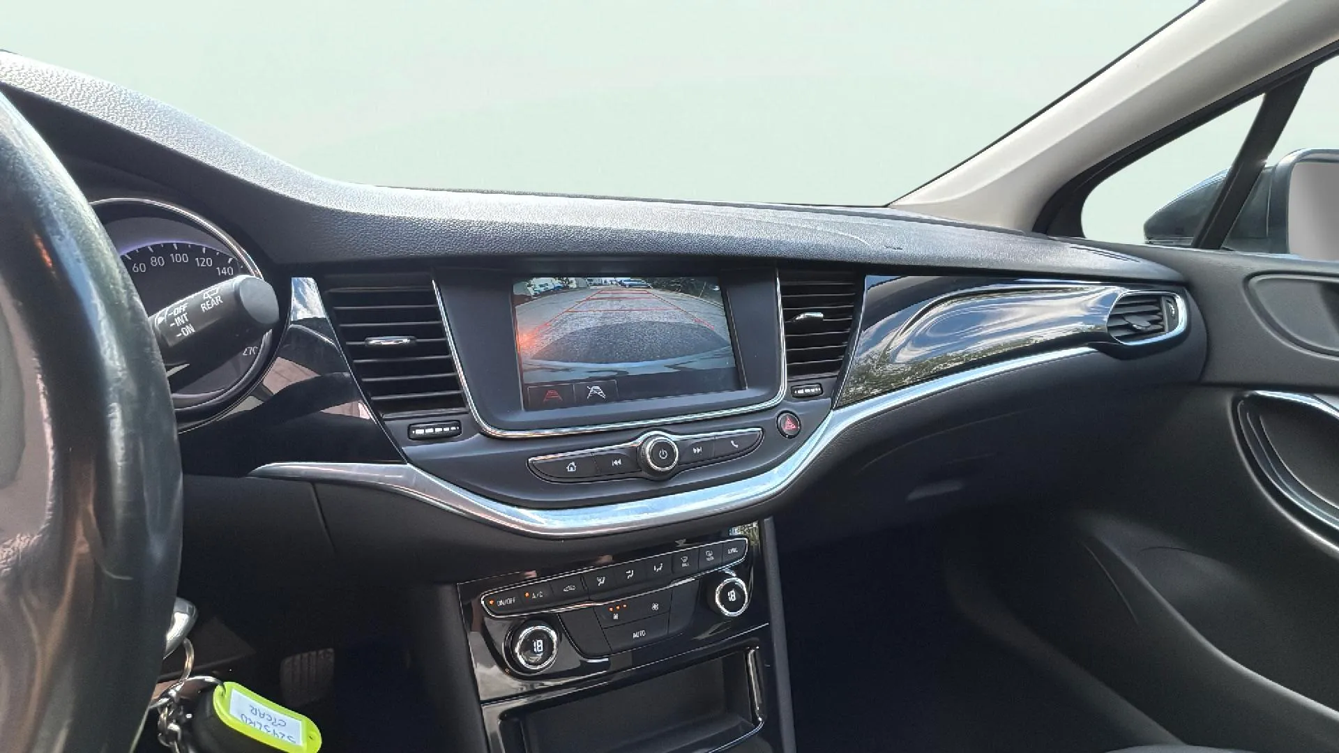 Opel Astra 1.2T SHT Design Tech - foto 15