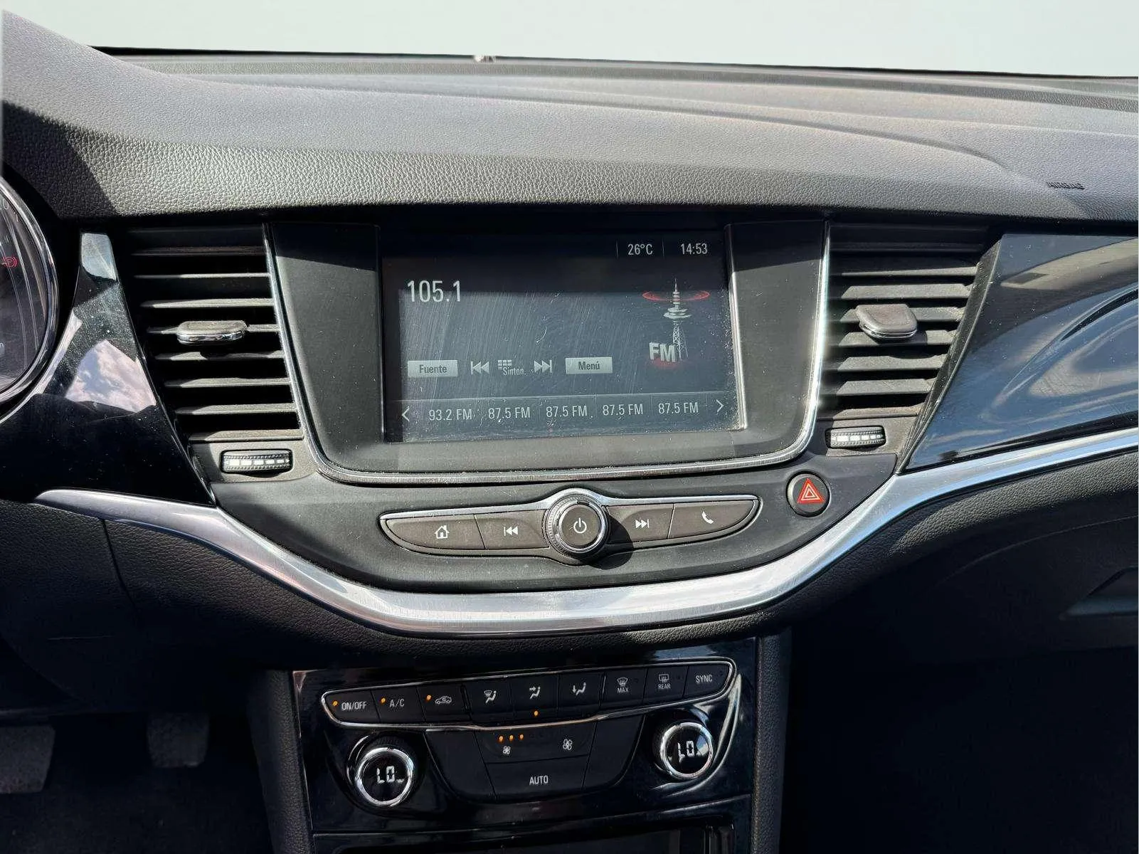 Opel Astra 1.2T SHT Design Tech - foto 15