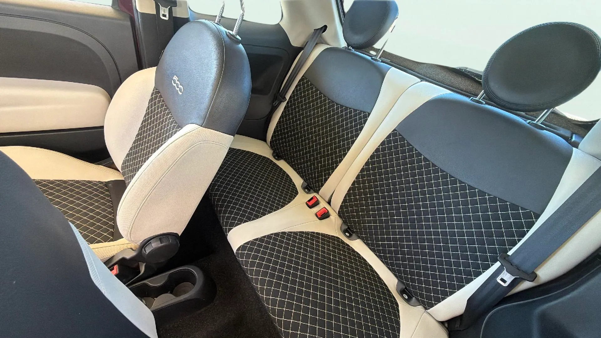 Fiat 500 Dolcevita 1.0 Hybrid - foto 10