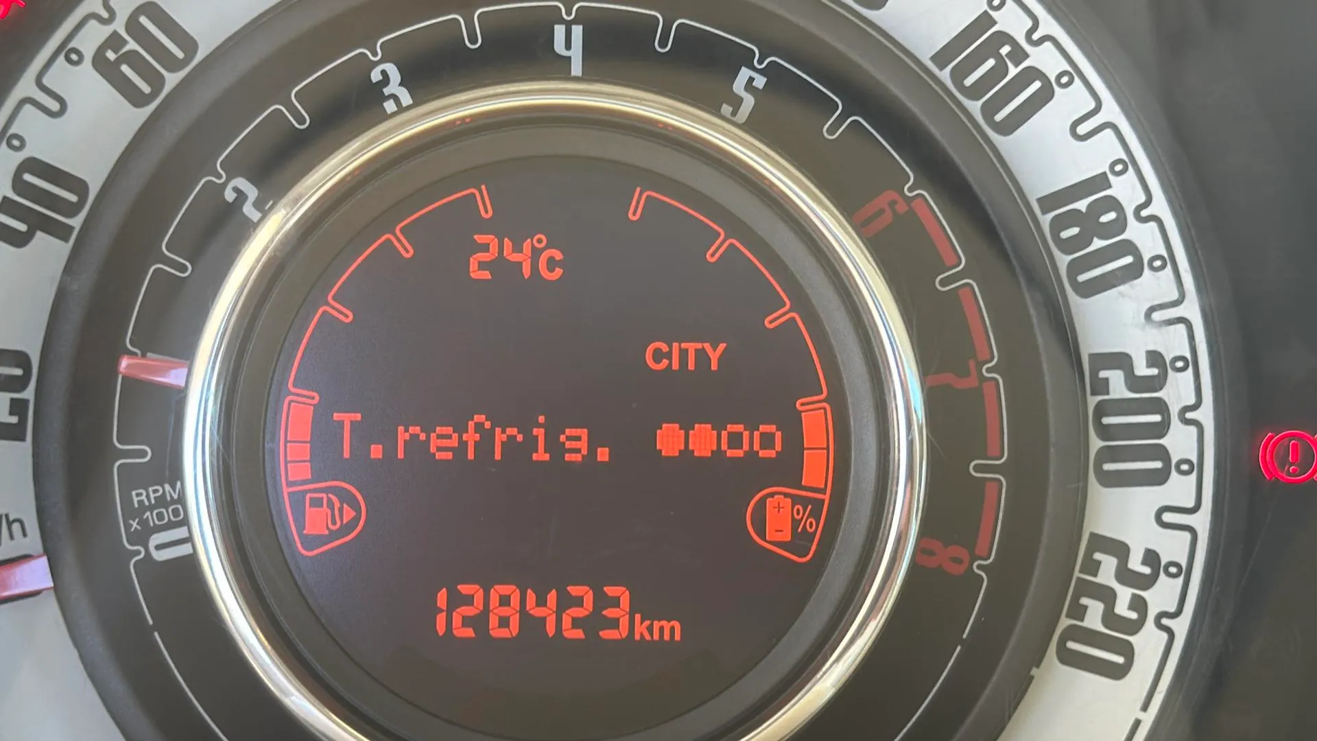 Fiat 500 Dolcevita 1.0 Hybrid - foto 8