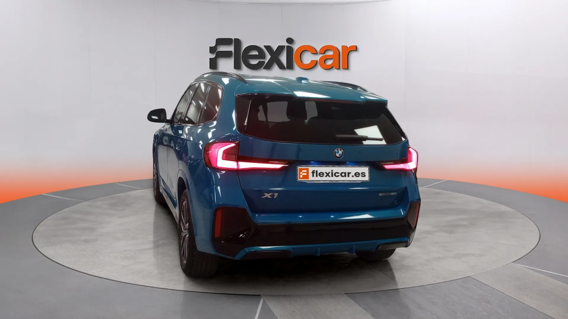 BMW X1 sDrive18i - foto 4