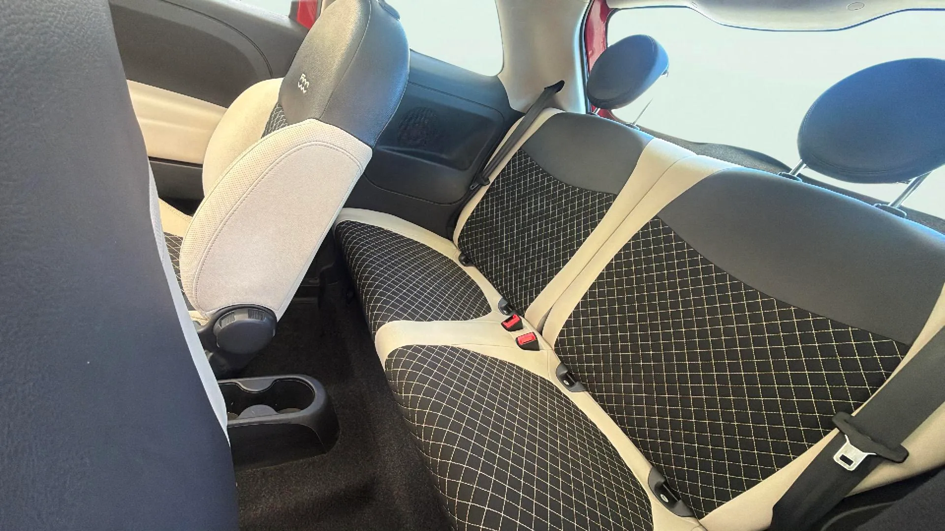 Fiat 500 Dolcevita 1.0 Hybrid - foto 9
