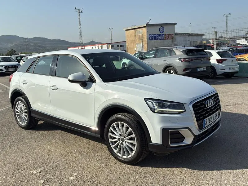 Audi Q2 30 TFSI Design - foto 8