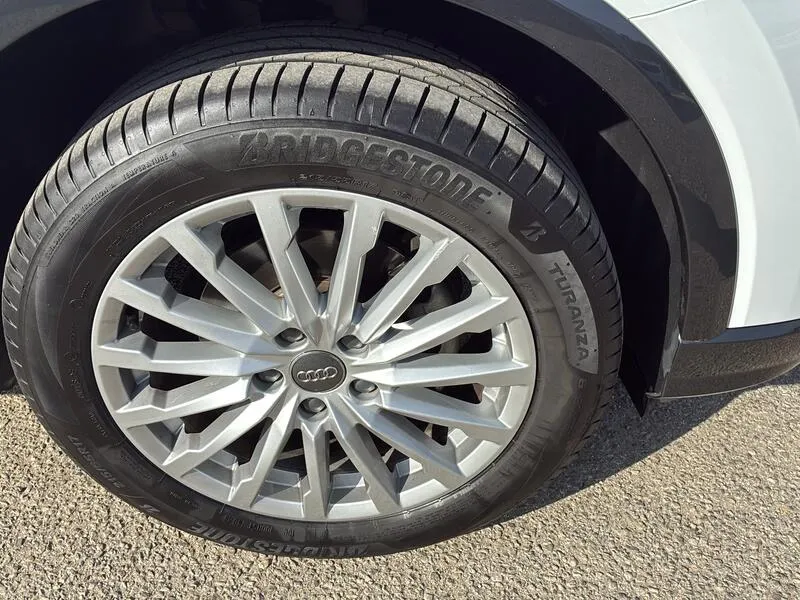 Audi Q2 30 TFSI Design - foto 33