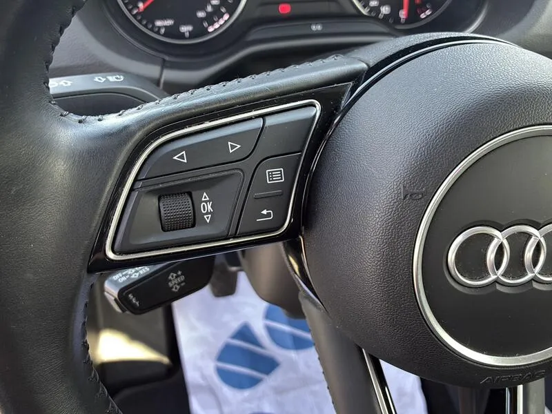 Audi Q2 30 TFSI Design - foto 11