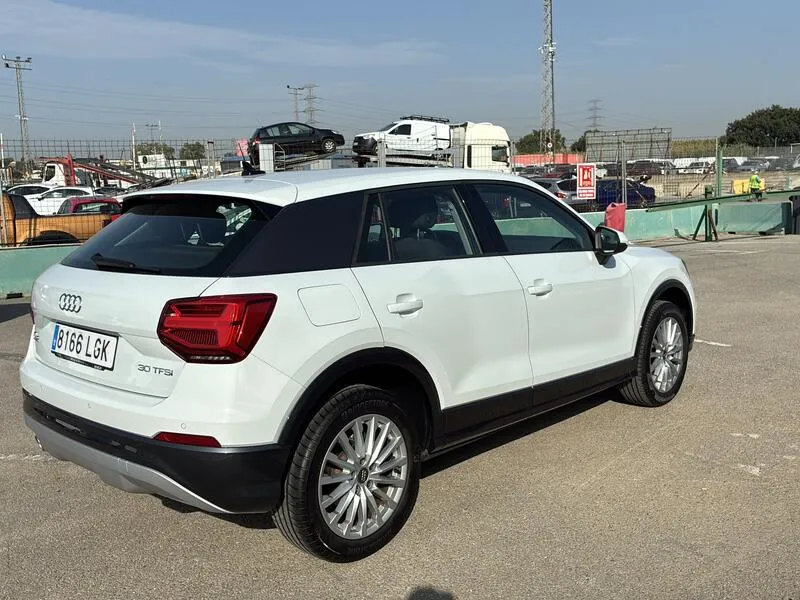 Audi Q2 30 TFSI Design - foto 6