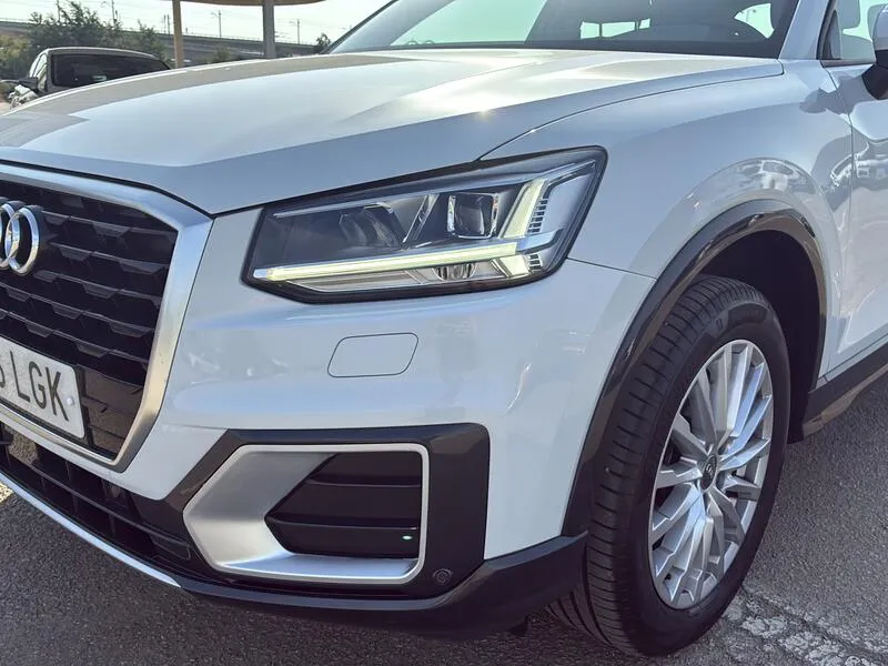 Audi Q2 30 TFSI Design - foto 42