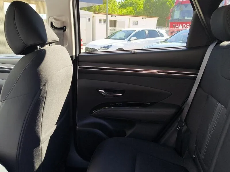 Hyundai Tucson 1.6 T-GDi 48V Tecno - foto 31