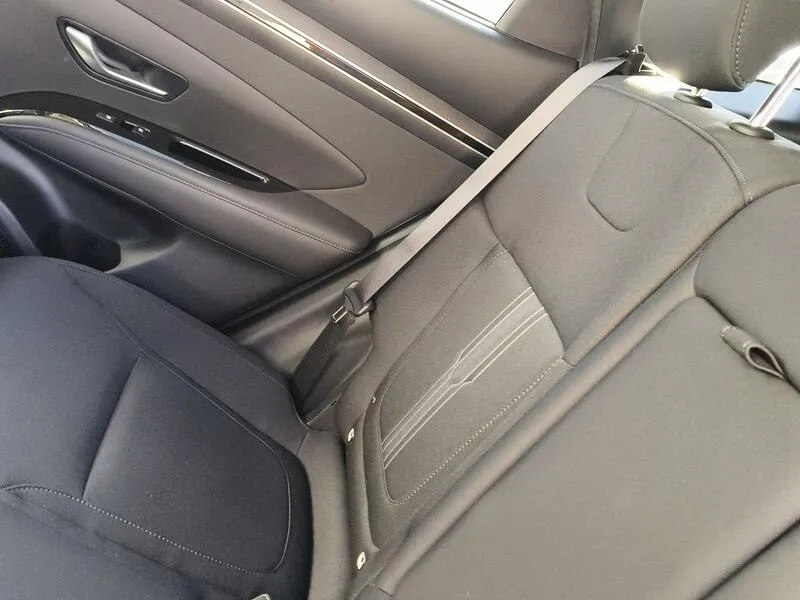 Hyundai Tucson 1.6 T-GDi 48V Tecno - foto 32