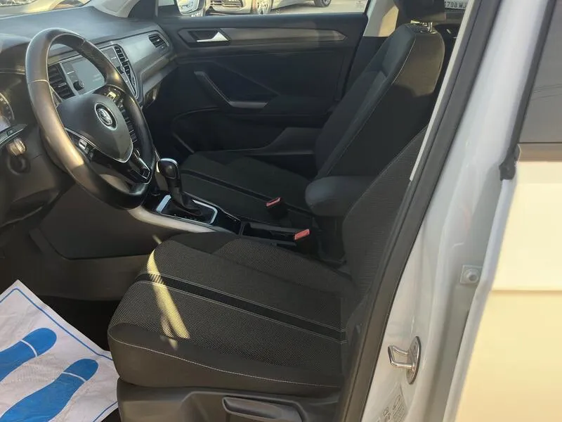 Volkswagen T-Roc 1.5 TSI Advance - foto 12