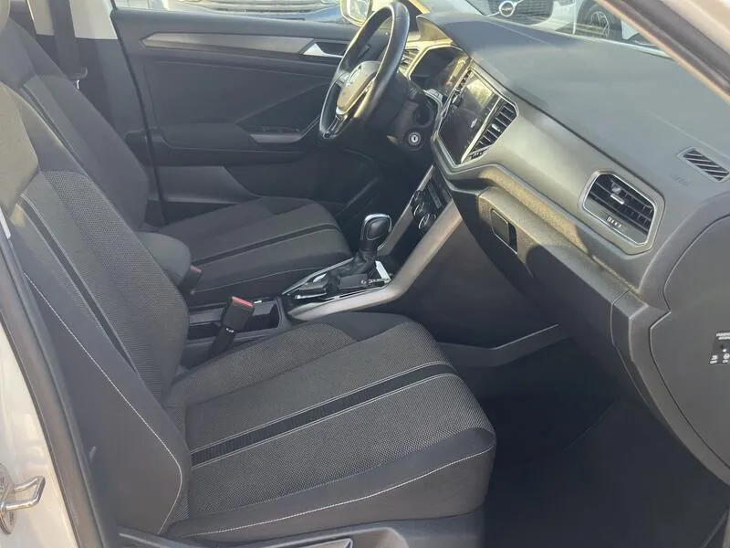 Volkswagen T-Roc 1.5 TSI Advance - foto 28