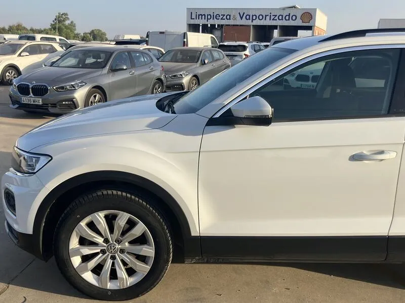 Volkswagen T-Roc 1.5 TSI Advance - foto 20