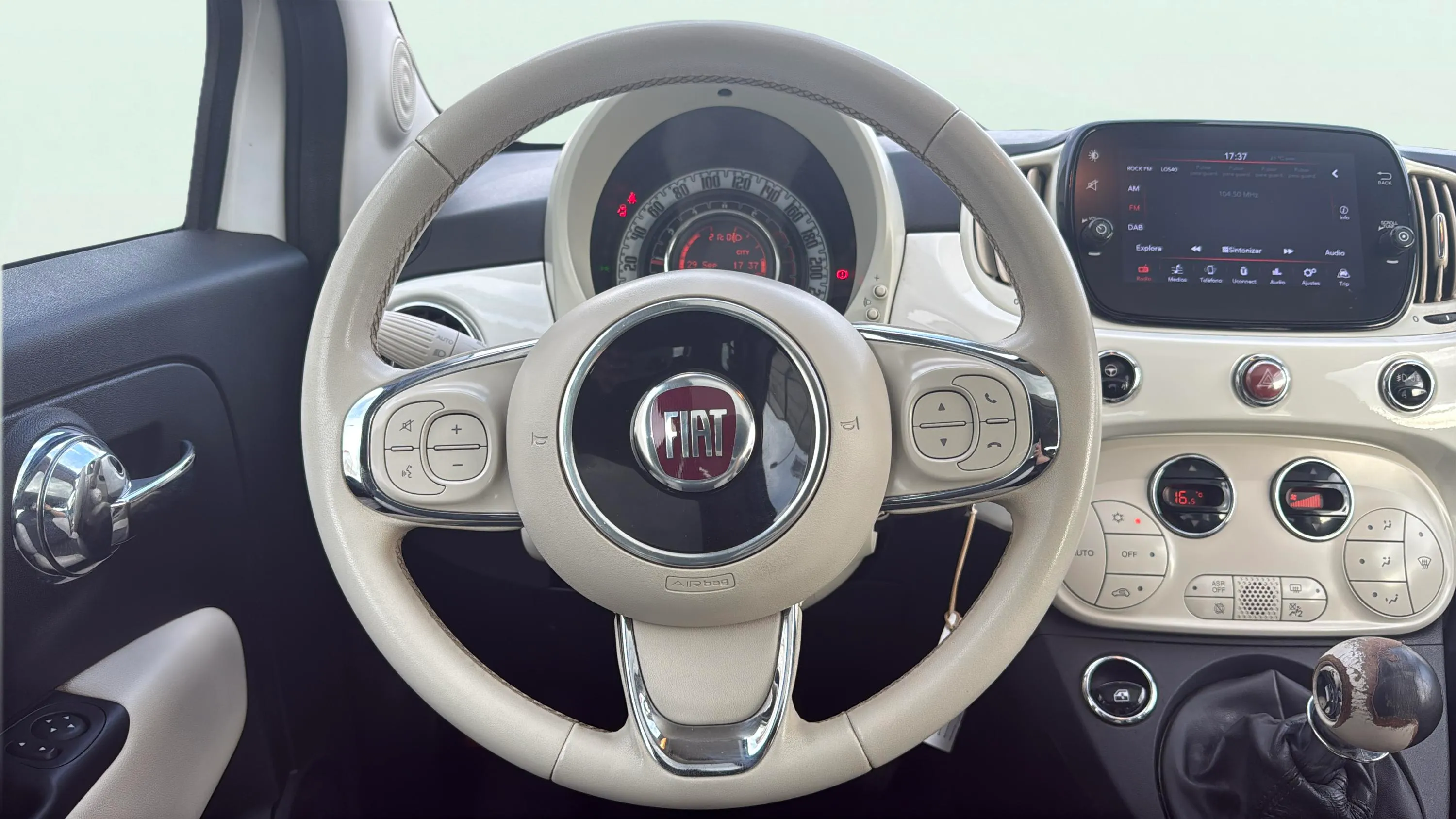 Fiat 500 Dolcevita 1.0 Hybrid - foto 11