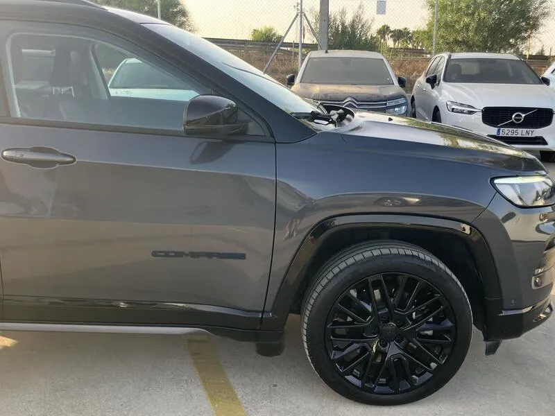 Jeep Compass 1.3 S Plug-In Hybrid 4WD - foto 25