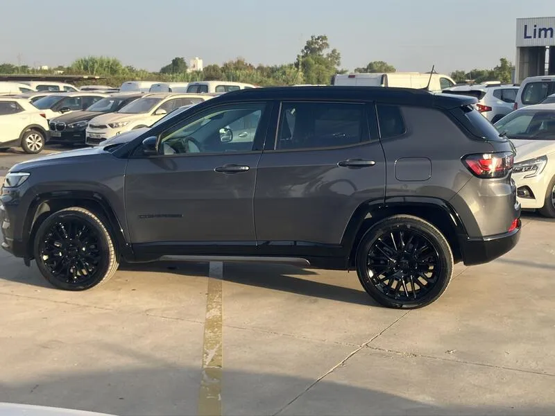 Jeep Compass 1.3 S Plug-In Hybrid 4WD - foto 3