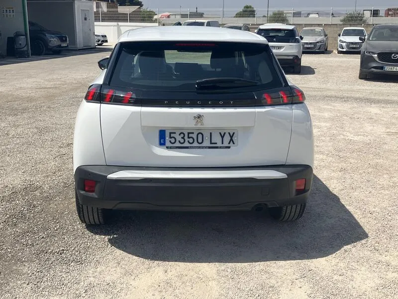 Peugeot 2008 PureTech Active - foto 5
