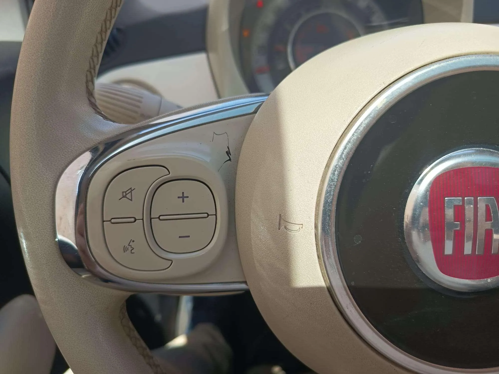 Fiat 500 Dolcevita 1.0 Hybrid - foto 11