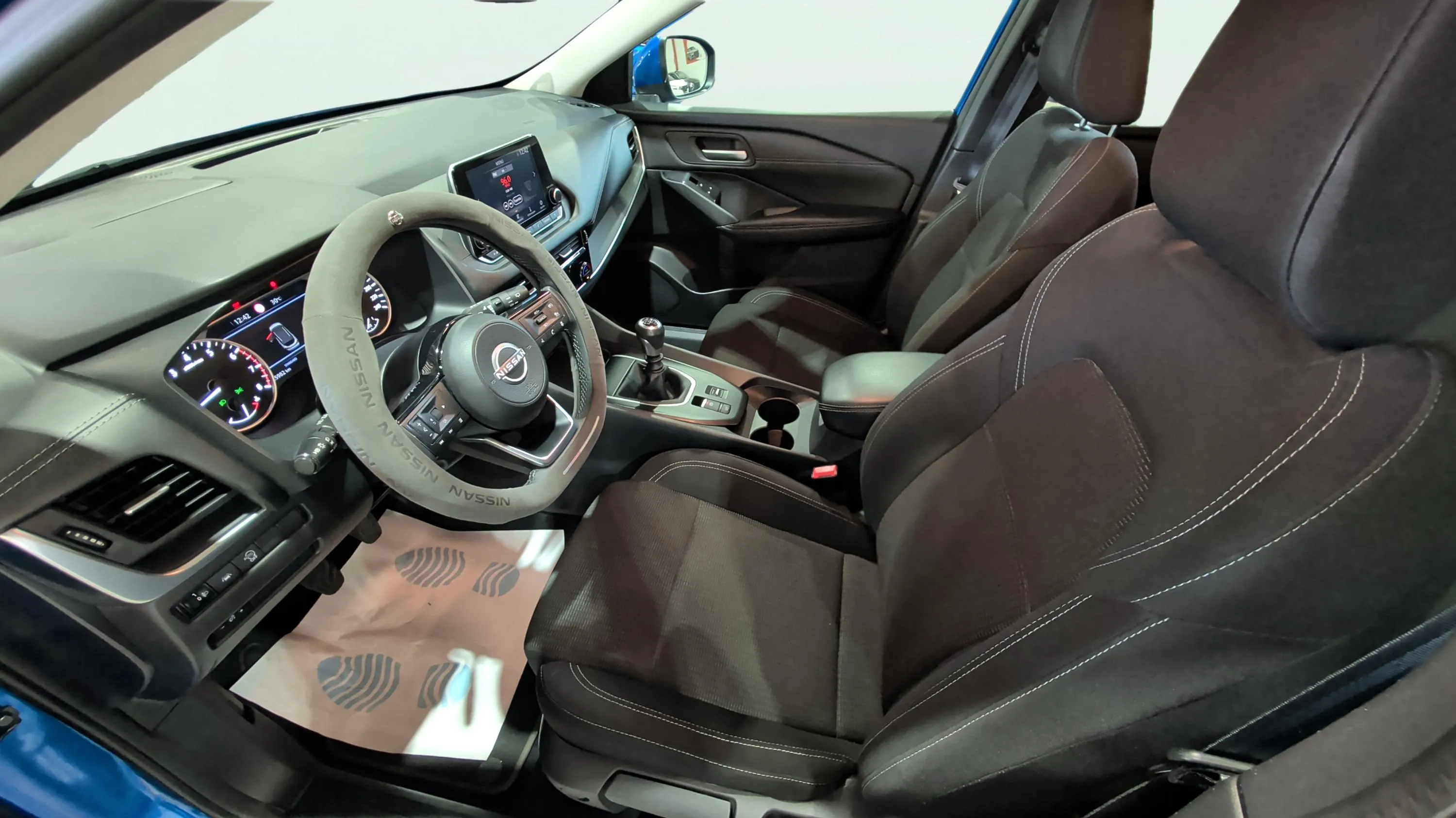 Nissan Qashqai DIG-T mHEV 4x2 Acenta - foto 21