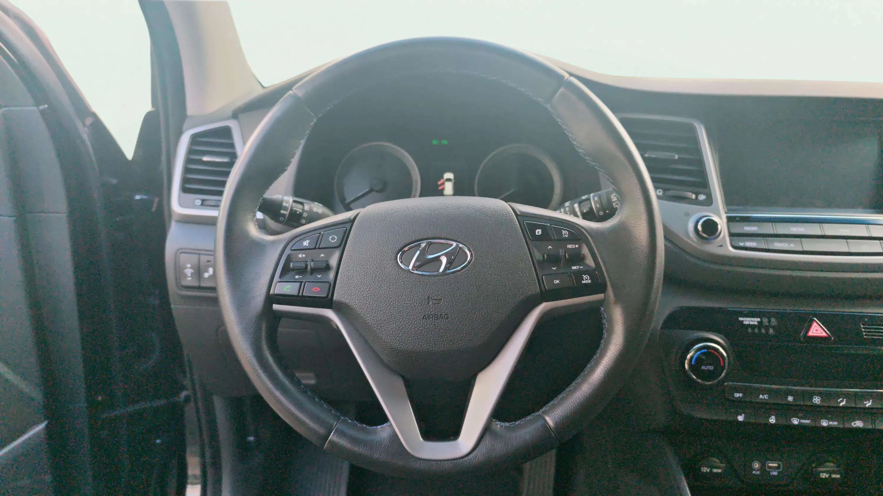 Hyundai Tucson 2.0 CRDi BD Tecno Sky 4x2 - foto 12