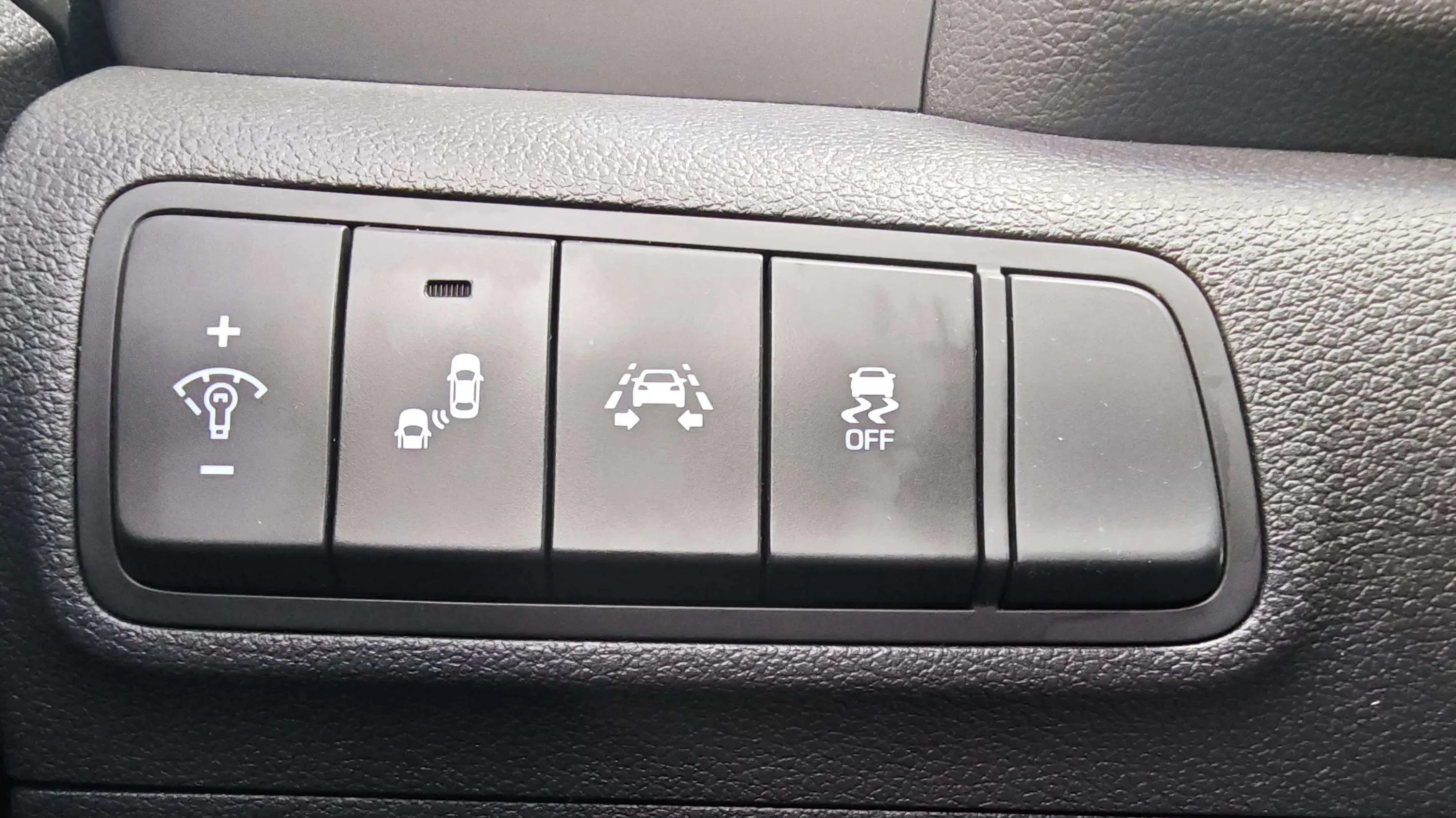Hyundai Tucson 2.0 CRDi BD Tecno Sky 4x2 - foto 15