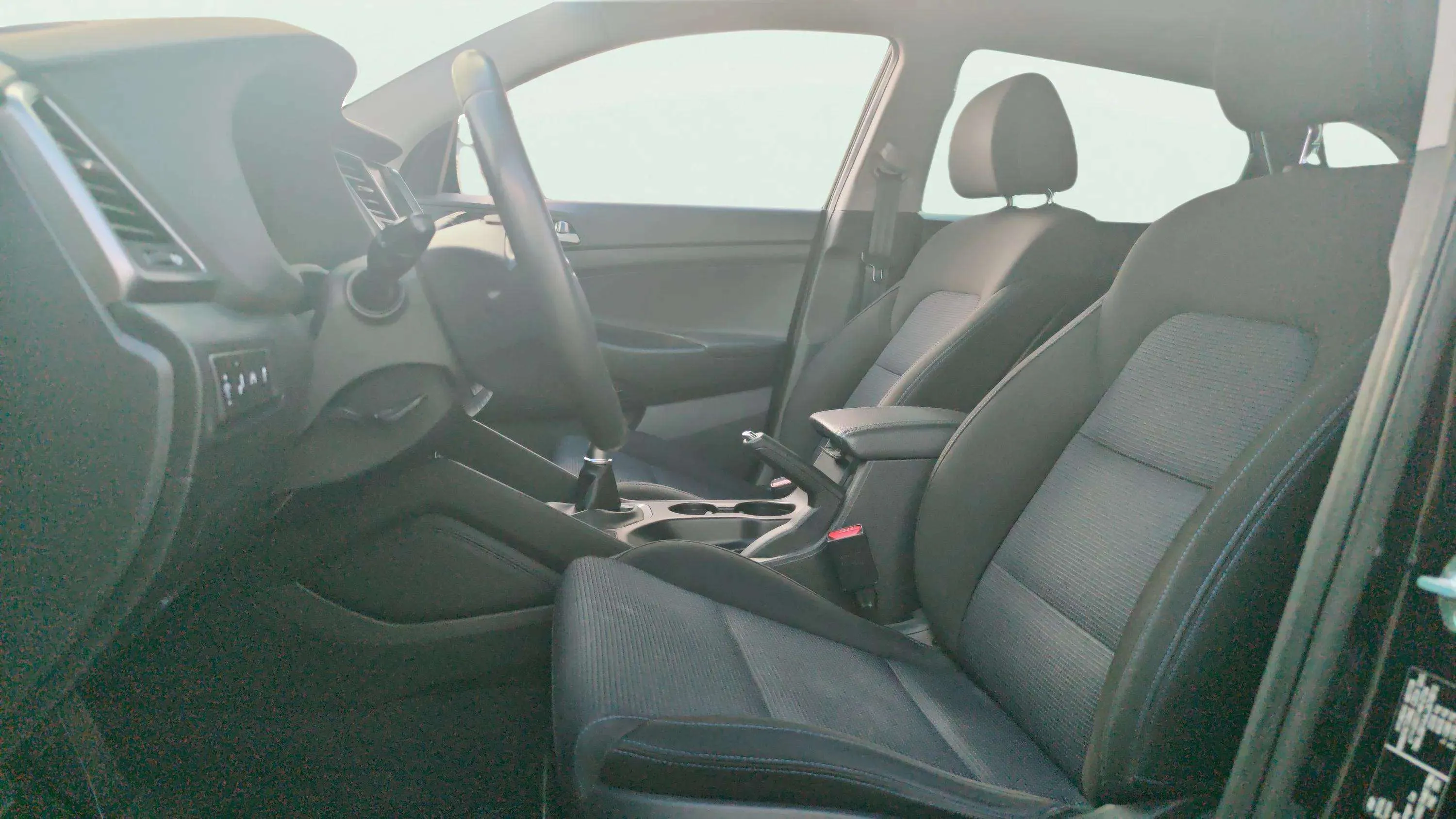 Hyundai Tucson 2.0 CRDi BD Tecno Sky 4x2 - foto 8