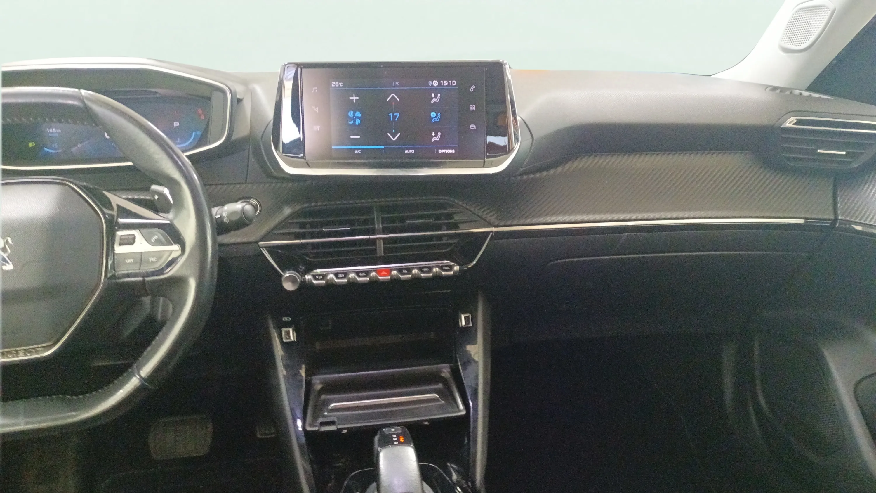 Peugeot 2008 Allure Pack PureTech 130 EAT8 - foto 15