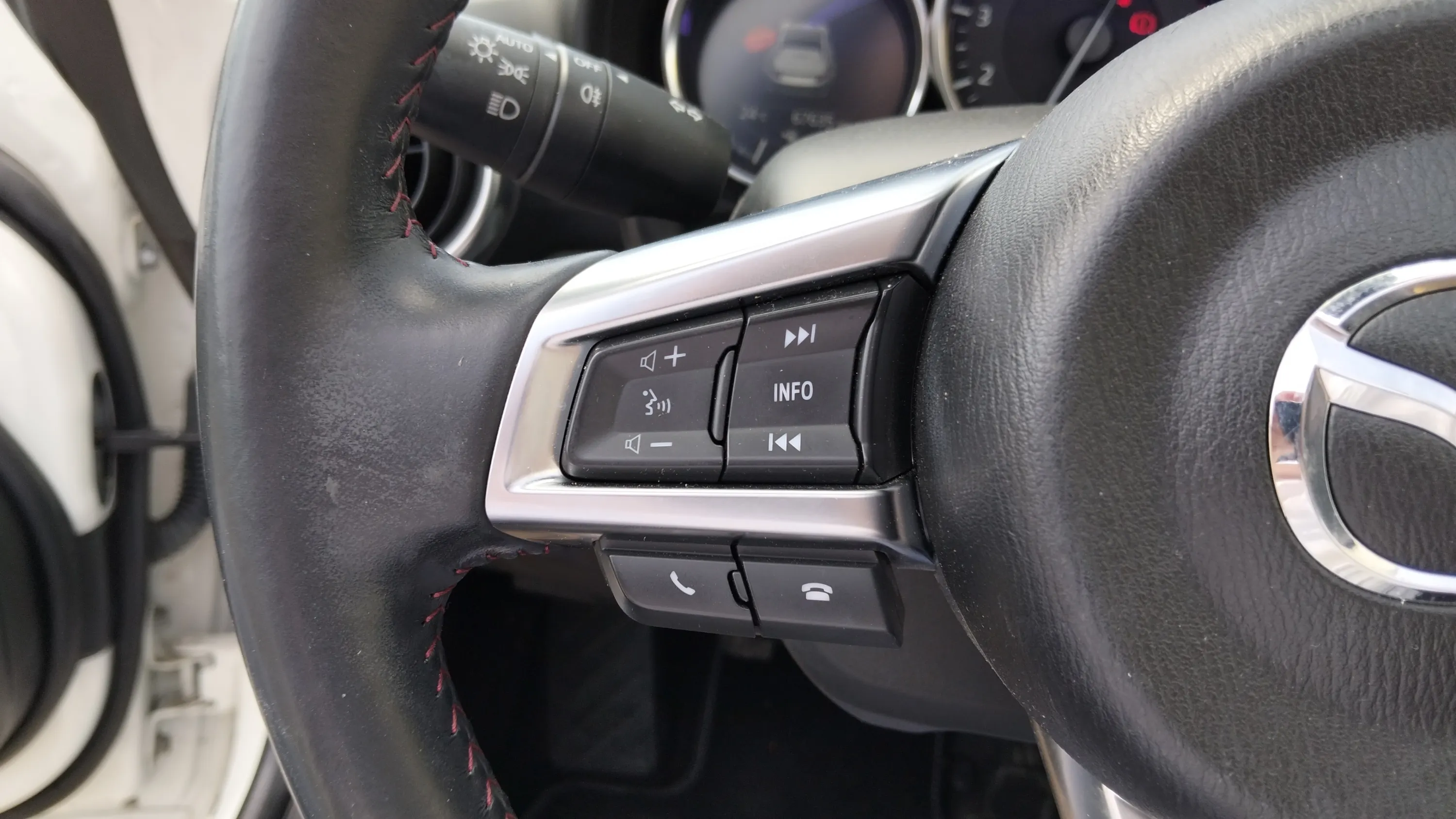 Mazda MX-5 1.5 Zenith Sport ST - foto 11